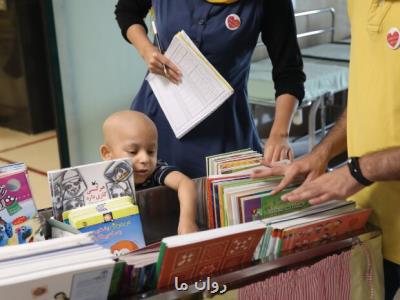 دختركی كه با نویسندگی به جدال سرطان رفت