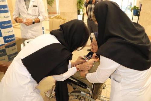 سالمندان کهریزک مقابل آنفلوانزا واکسینه شدند