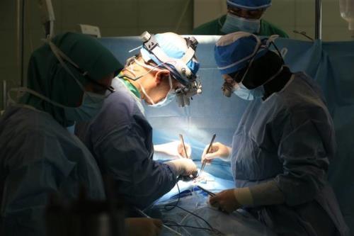 جزئیات عمل قلب خانم ۸۷ ساله با روش جراحی کرونری کم تهاجمی