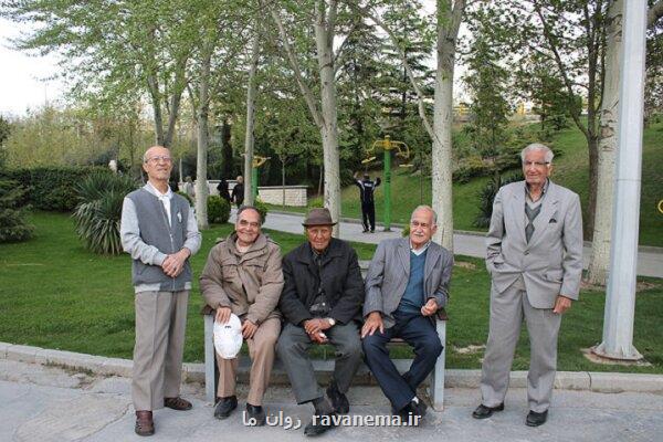 خبر مهم معاون درمان وزارت بهداشت برای بازنشستگان